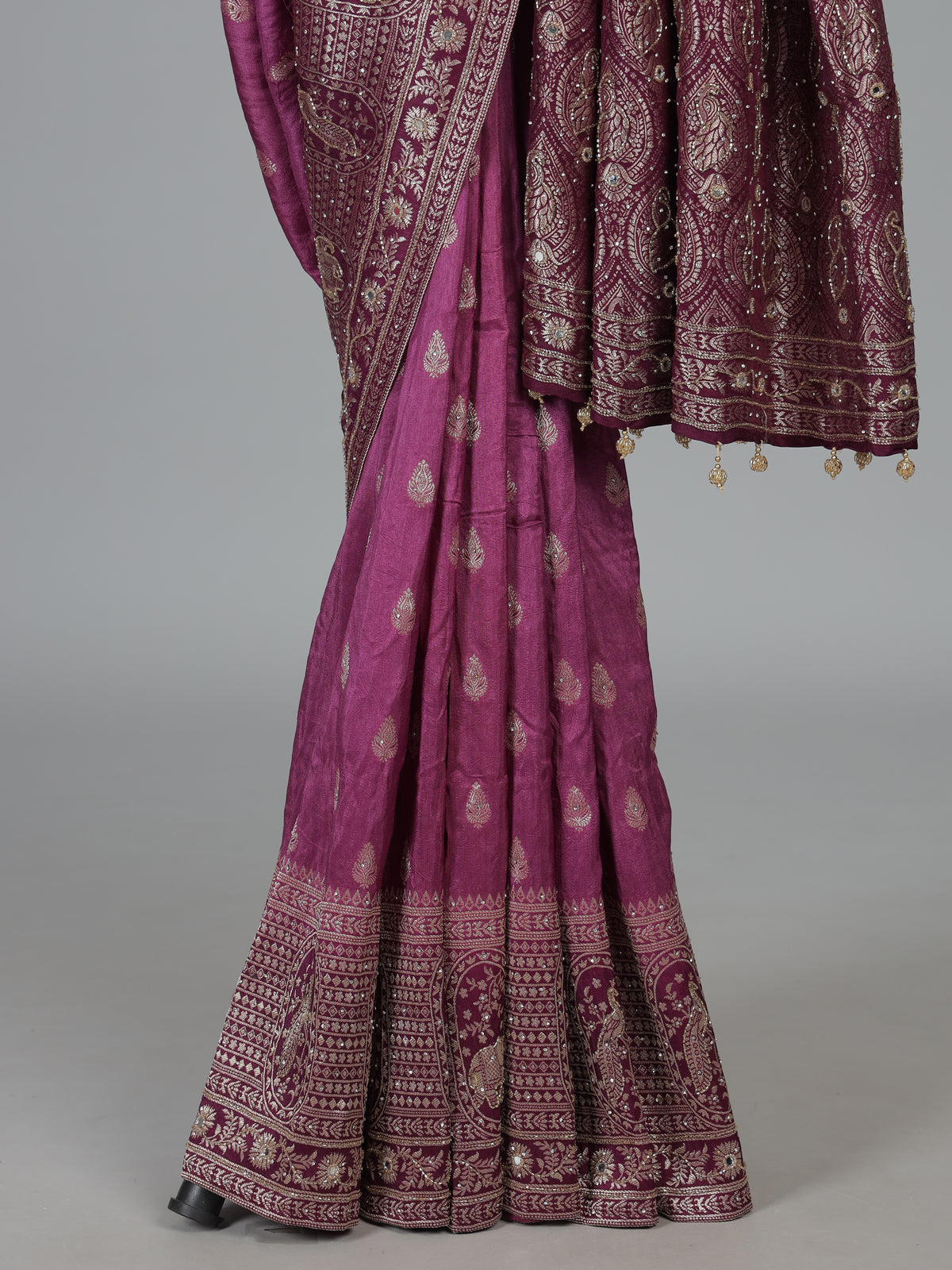 Wine dola silk heritage border festive saree elegance