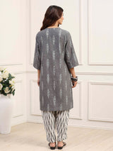 Grey printed embellished kurti with pocket charm with dupatta