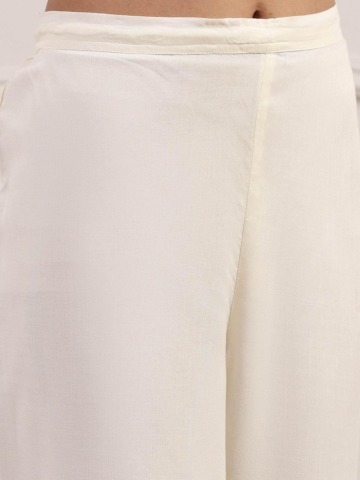 White zardosi embellished graceful ethnic statement