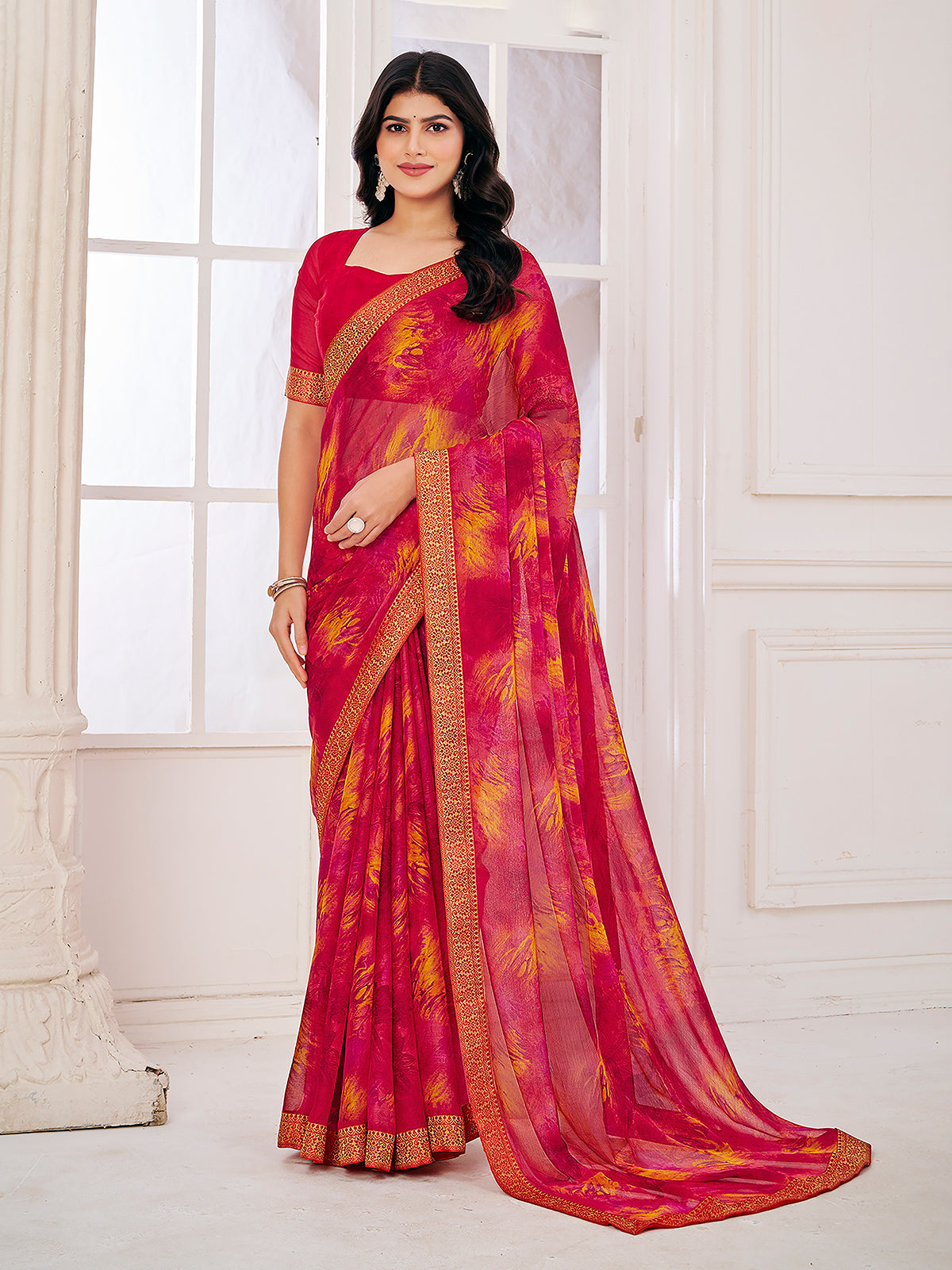 Pink elegant georgette saree with print