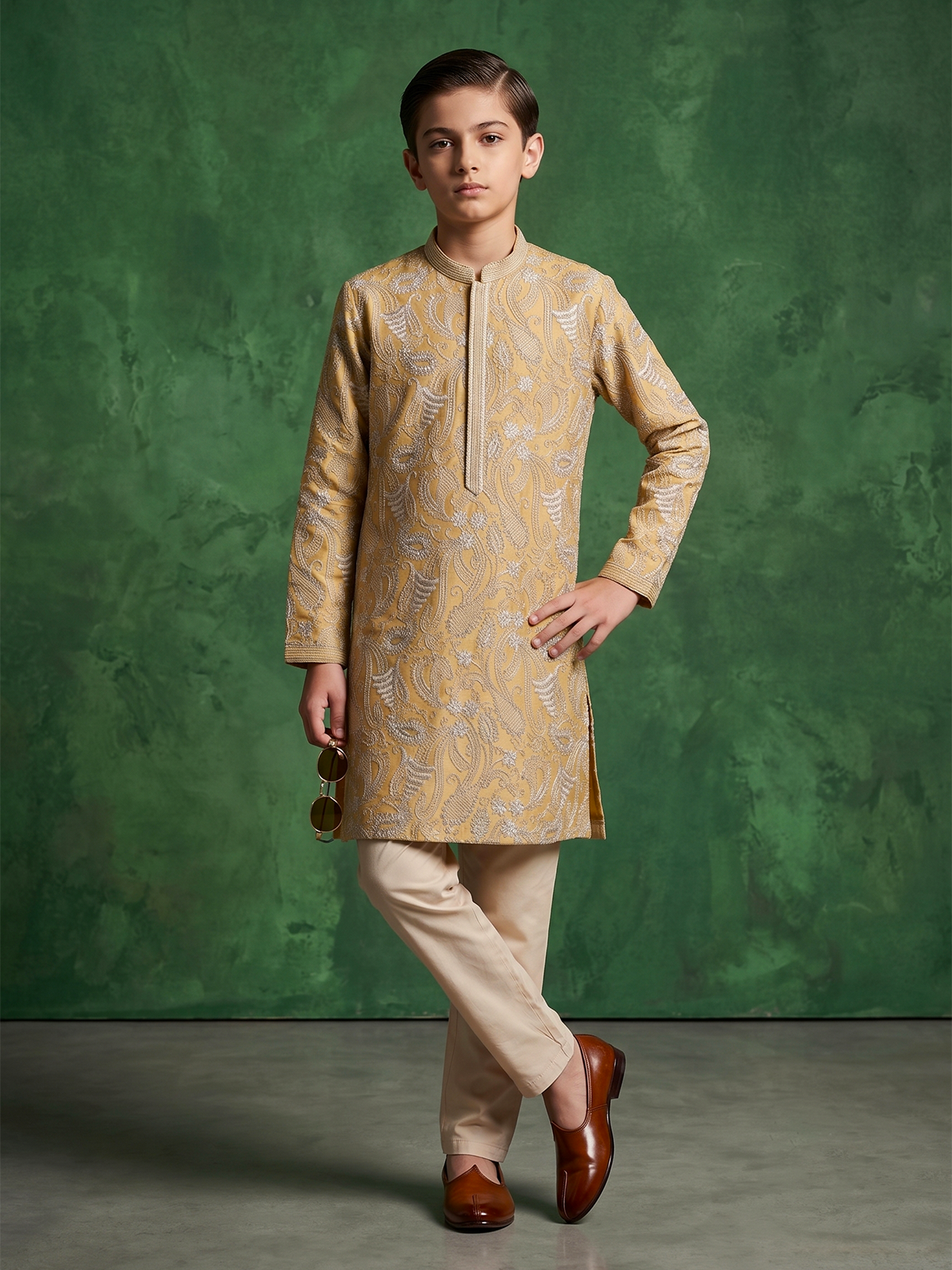 Beige georgette thread worked kurta suit