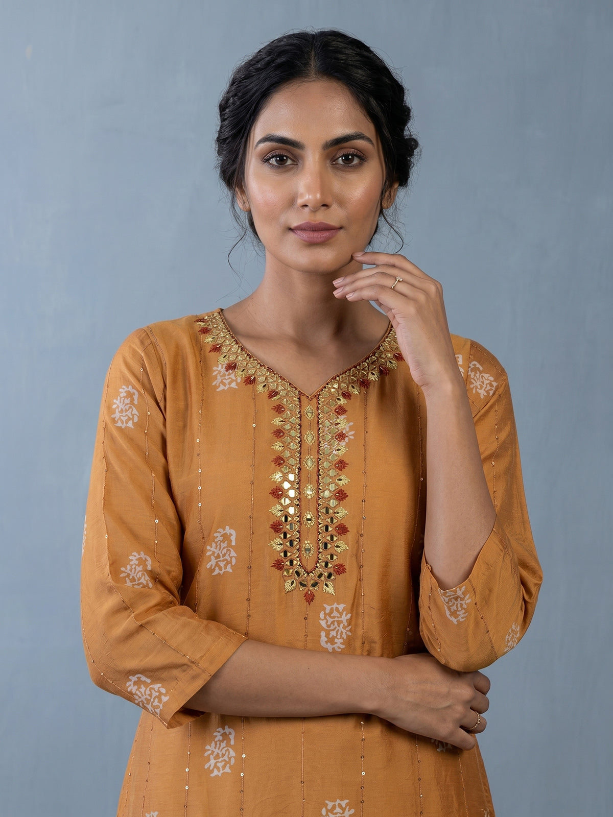 Peach silk kurti set with mirror and sequin work