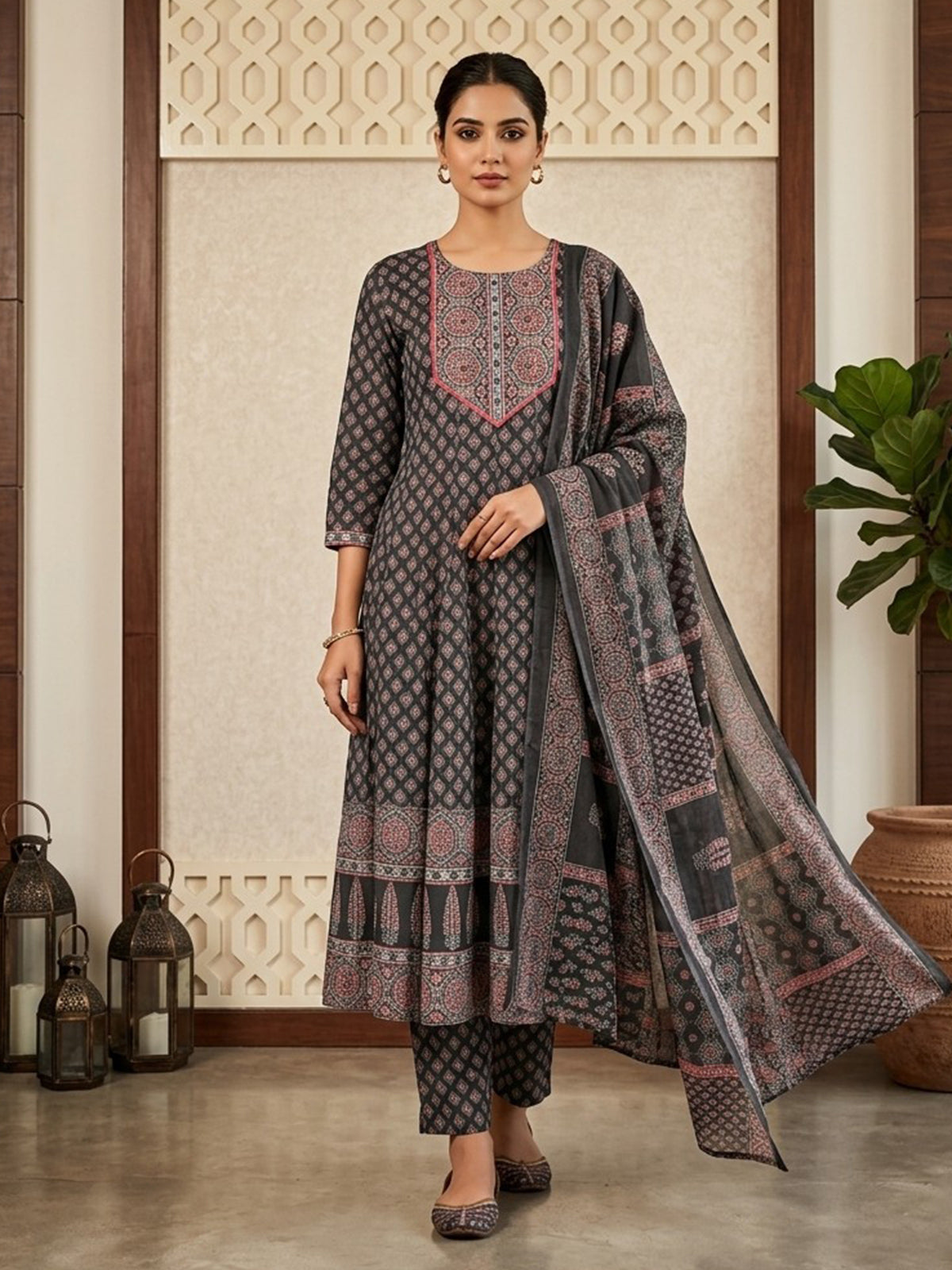 Charcoal grey printed kurti set with dupatta design