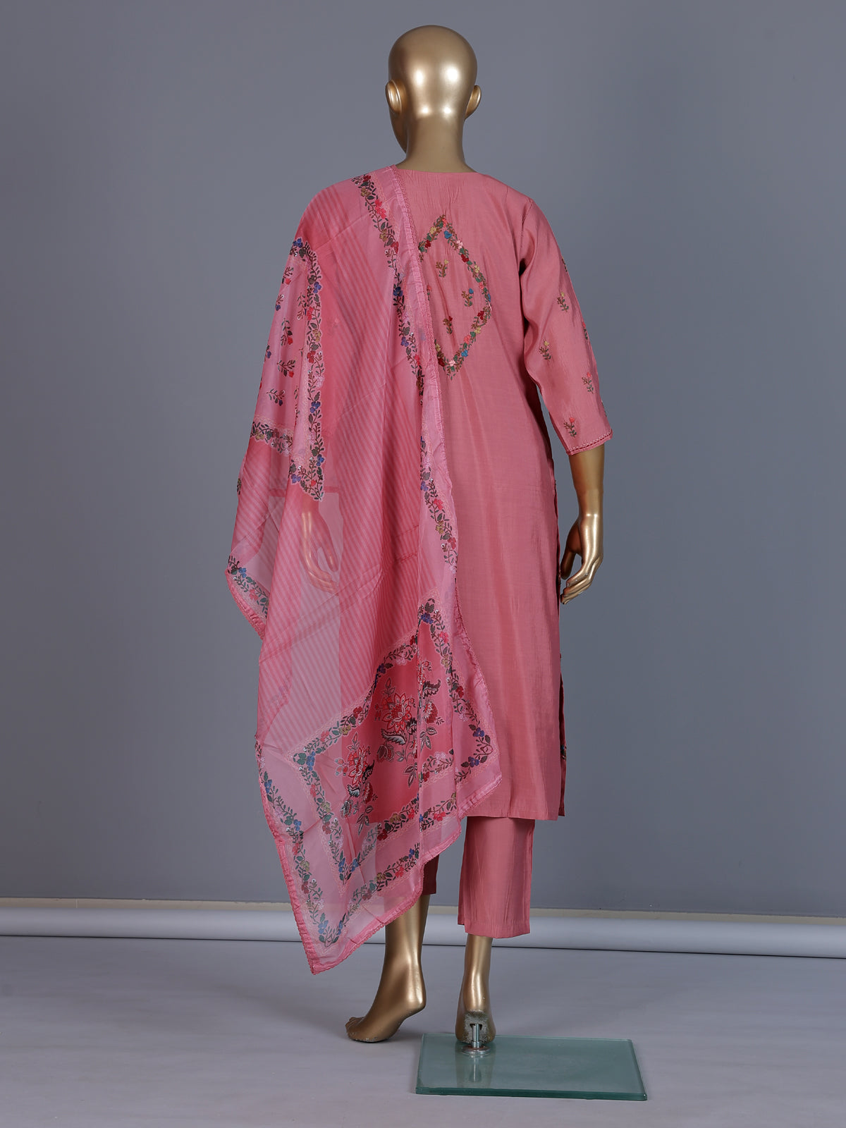 Pink silk thread work festive kurti set
