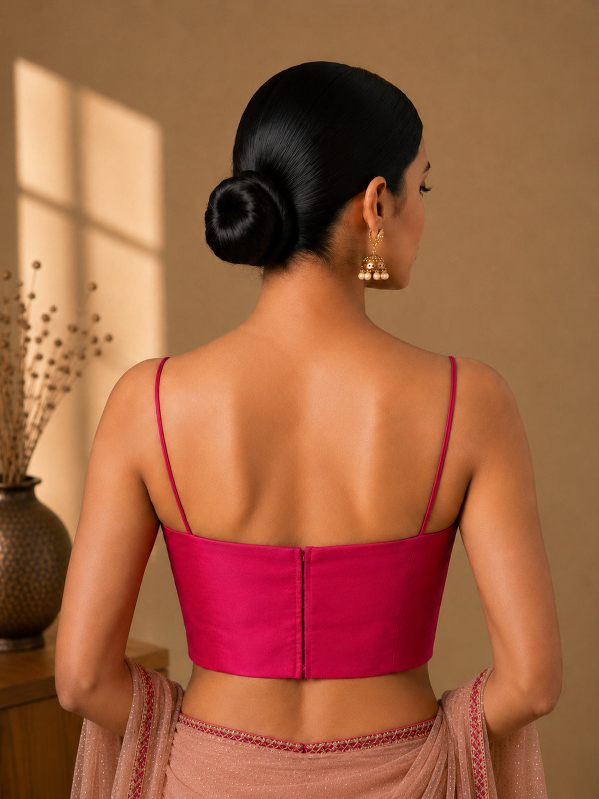 Magenta art silk sweetheart neck sleeveless blouse