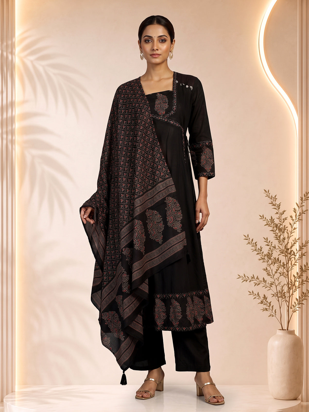 Black printed anarkali kurti set with ethnic charm