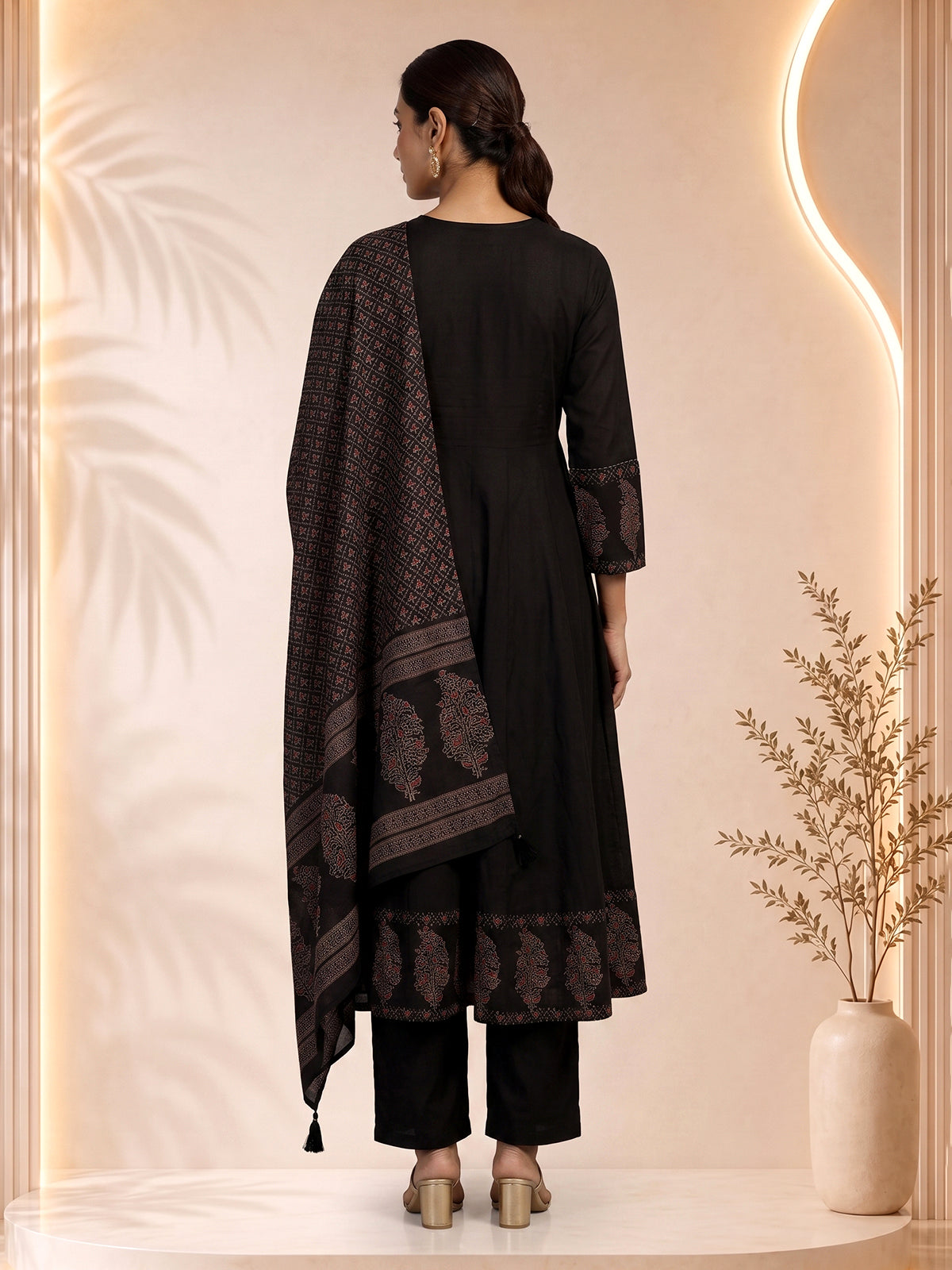 Black printed anarkali kurti set with ethnic charm