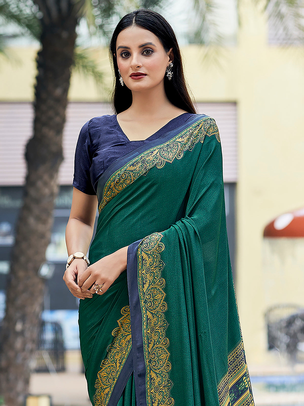 Green printed crepe silk casual saree with unstitched blouse