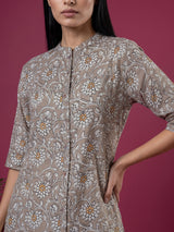 Grey cotton silk floral printed casual stand collar elbow sleeve kurti