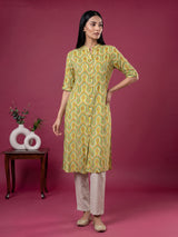 Yellow cotton silk texture printed casual stand collar elbow sleeve kurti