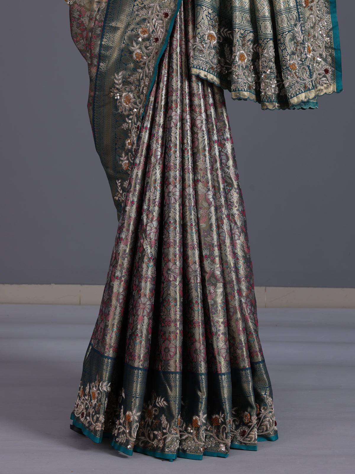 Rama green kanjivaram tissue silk saree with floral zari elegance