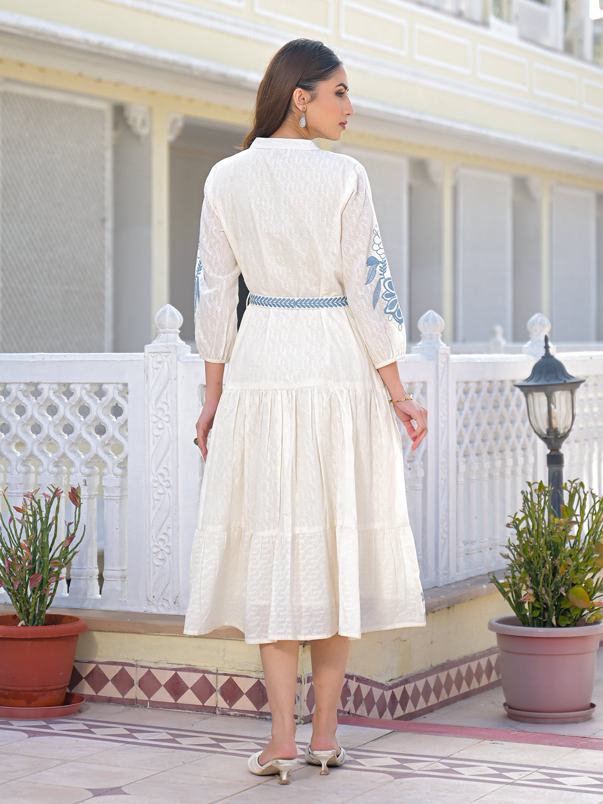 Off white embroidered schiffli cotton kurti