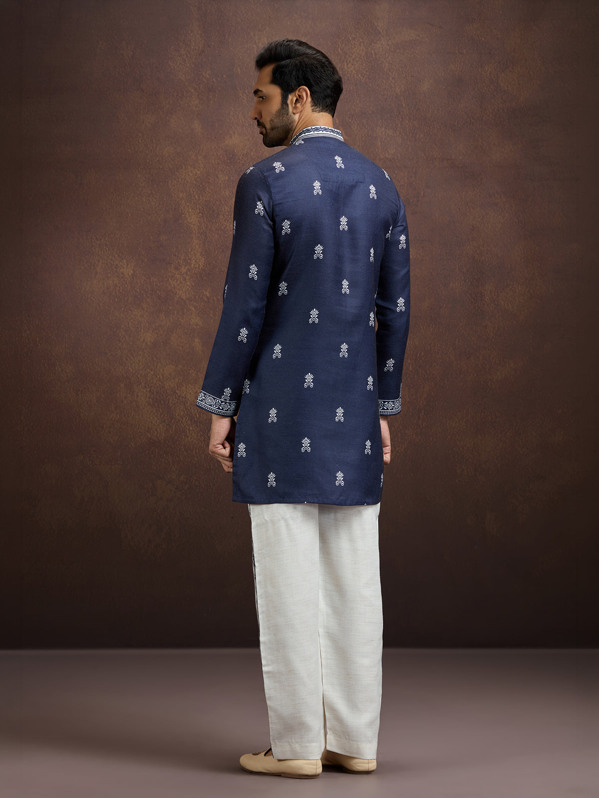 Blue festive printed linen kurta pajama outfit