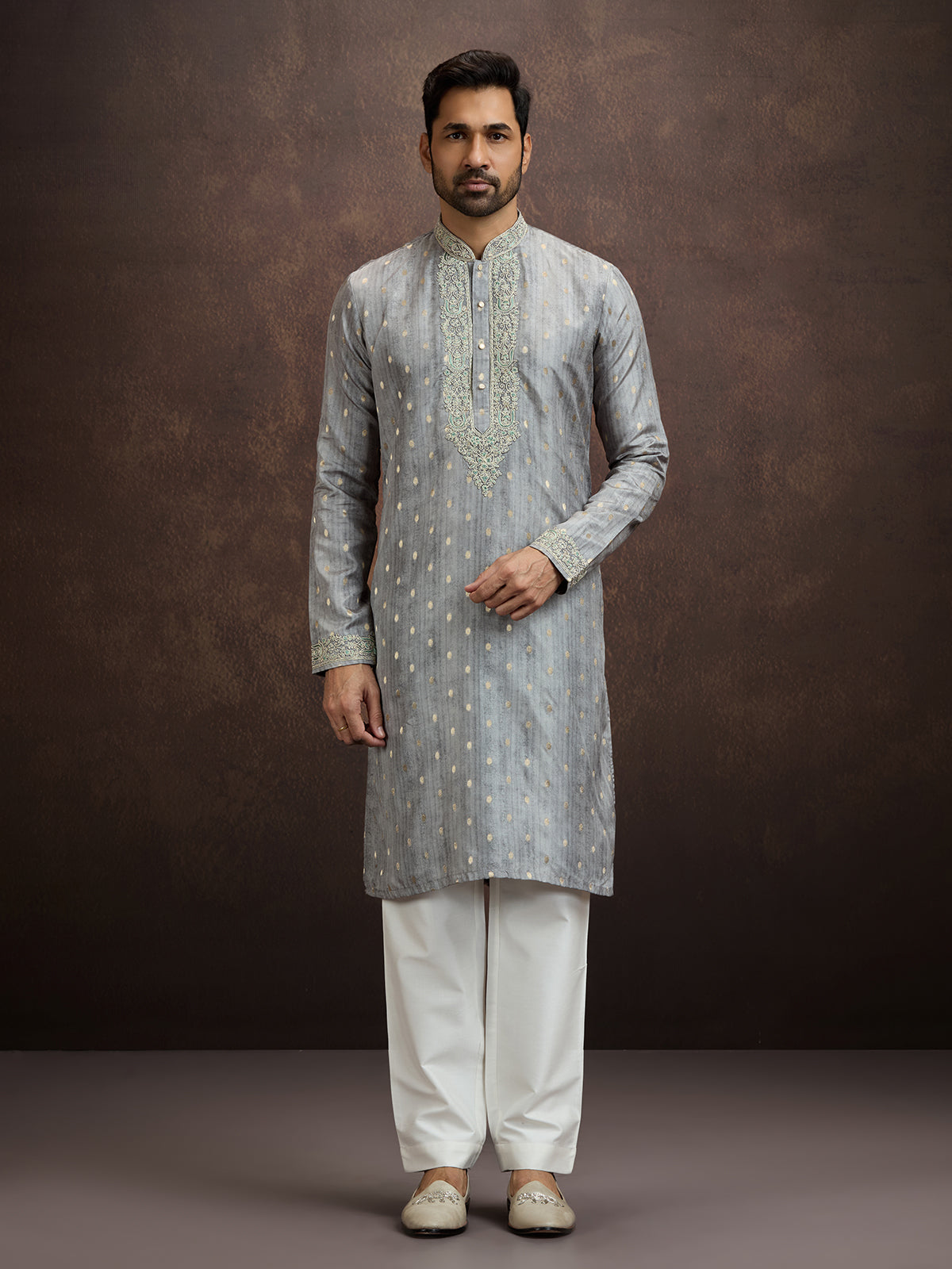 Grey thread zari kurta pajama for men