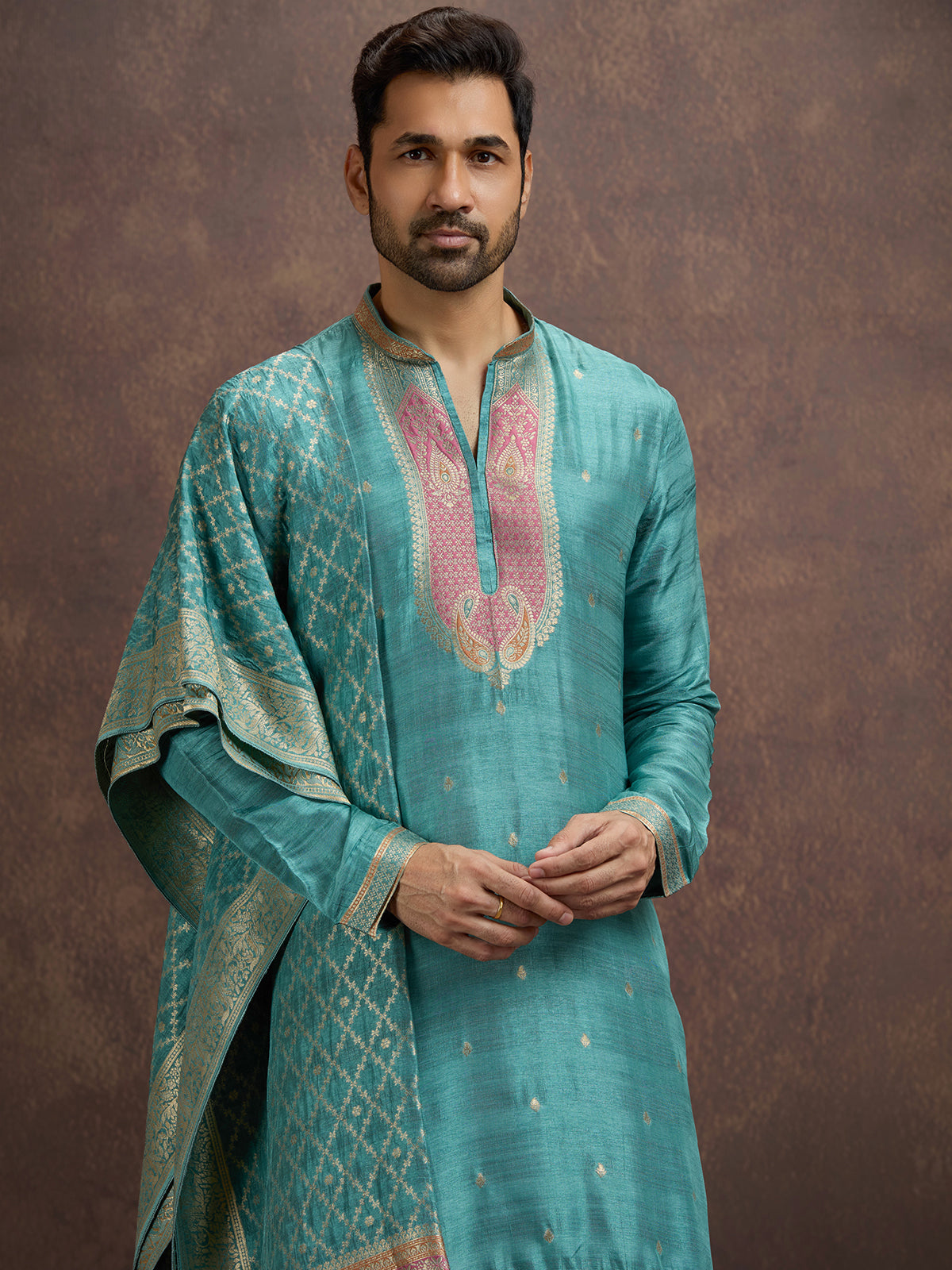 Blue paisley kurta pajama with dupatta for men
