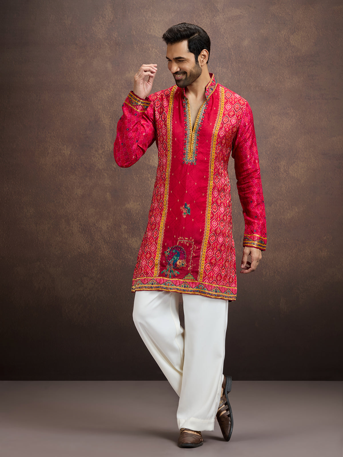 Red bandhani embroidered kurta pajama for men