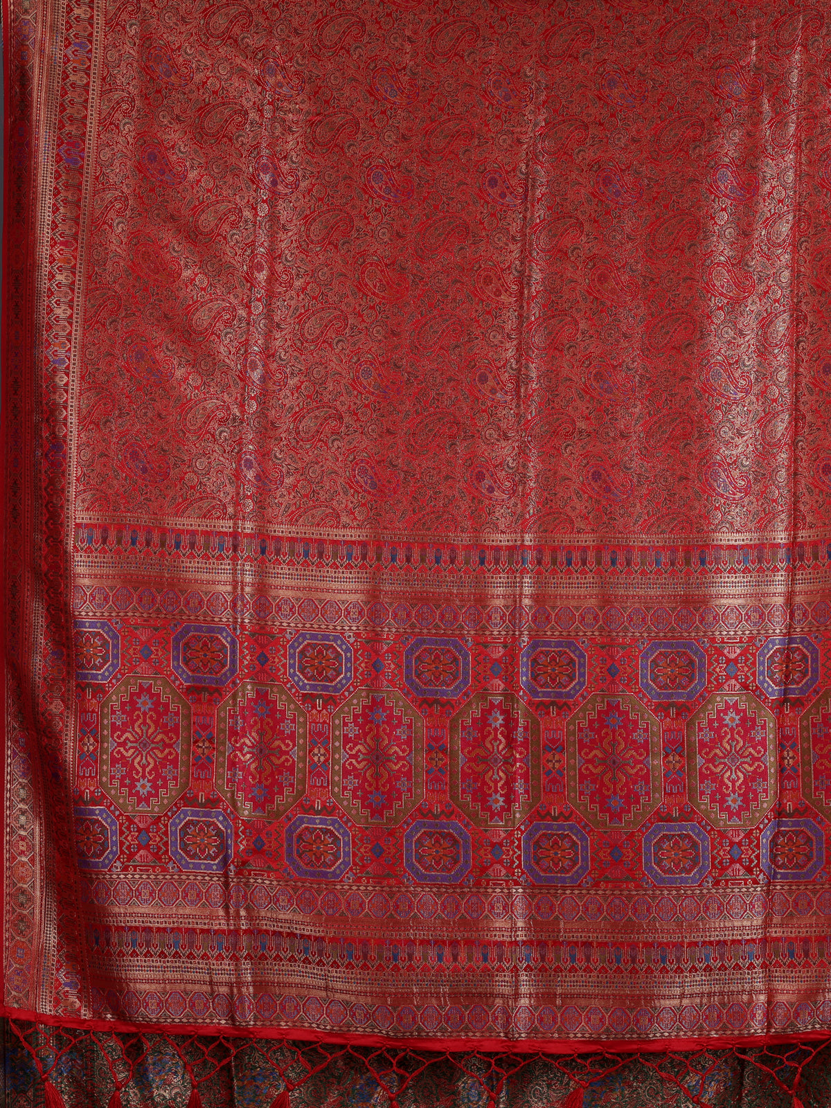 Red women classic zari saree