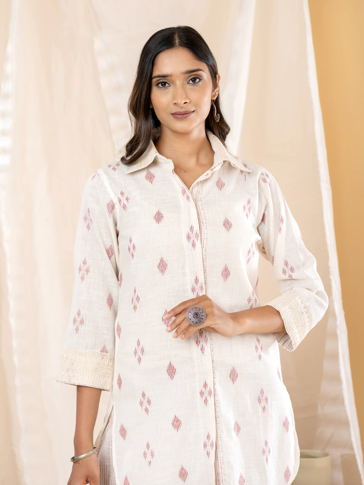 Off white ikat printed women pant kurti set