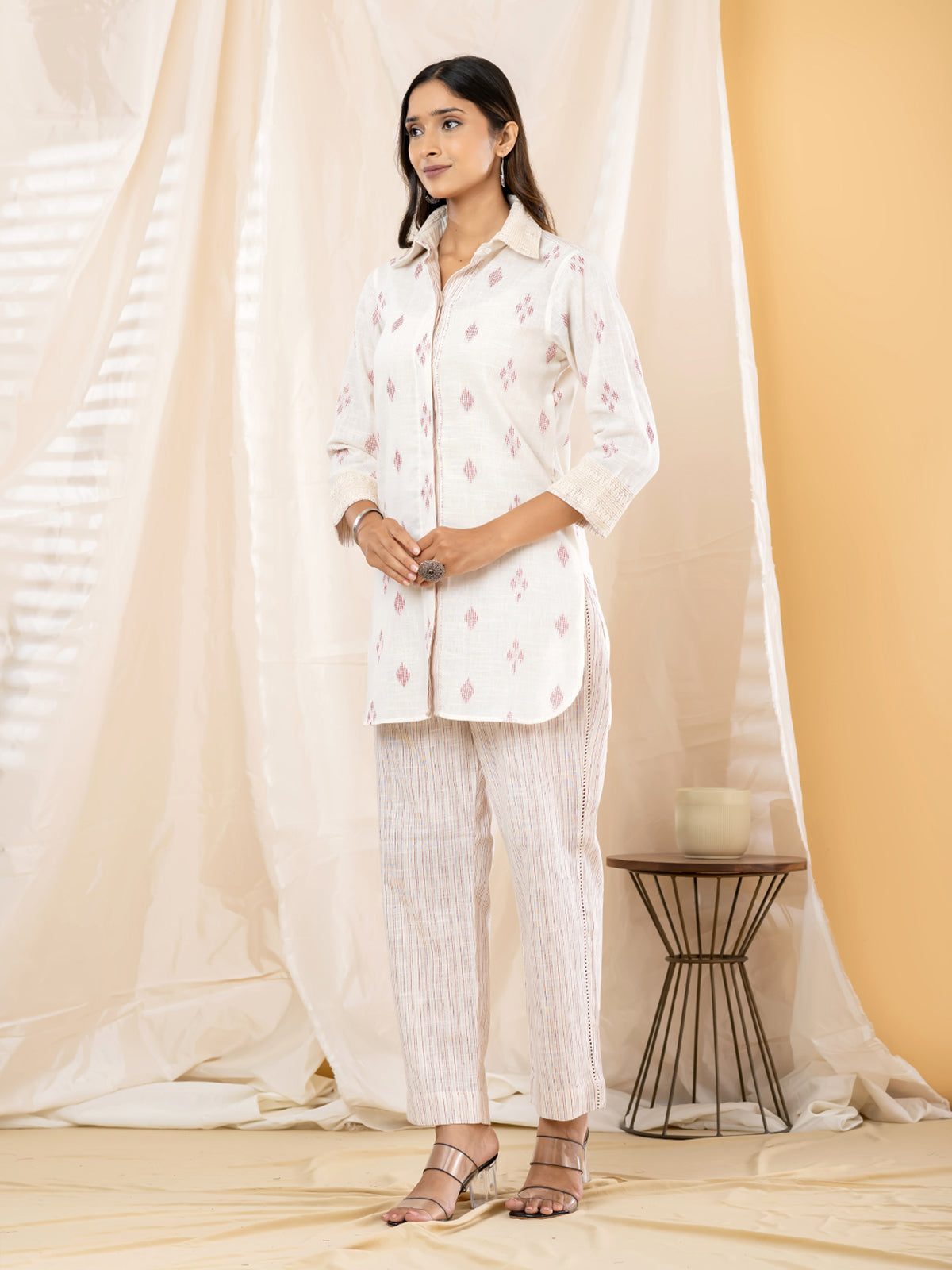 Off white ikat printed women pant kurti set
