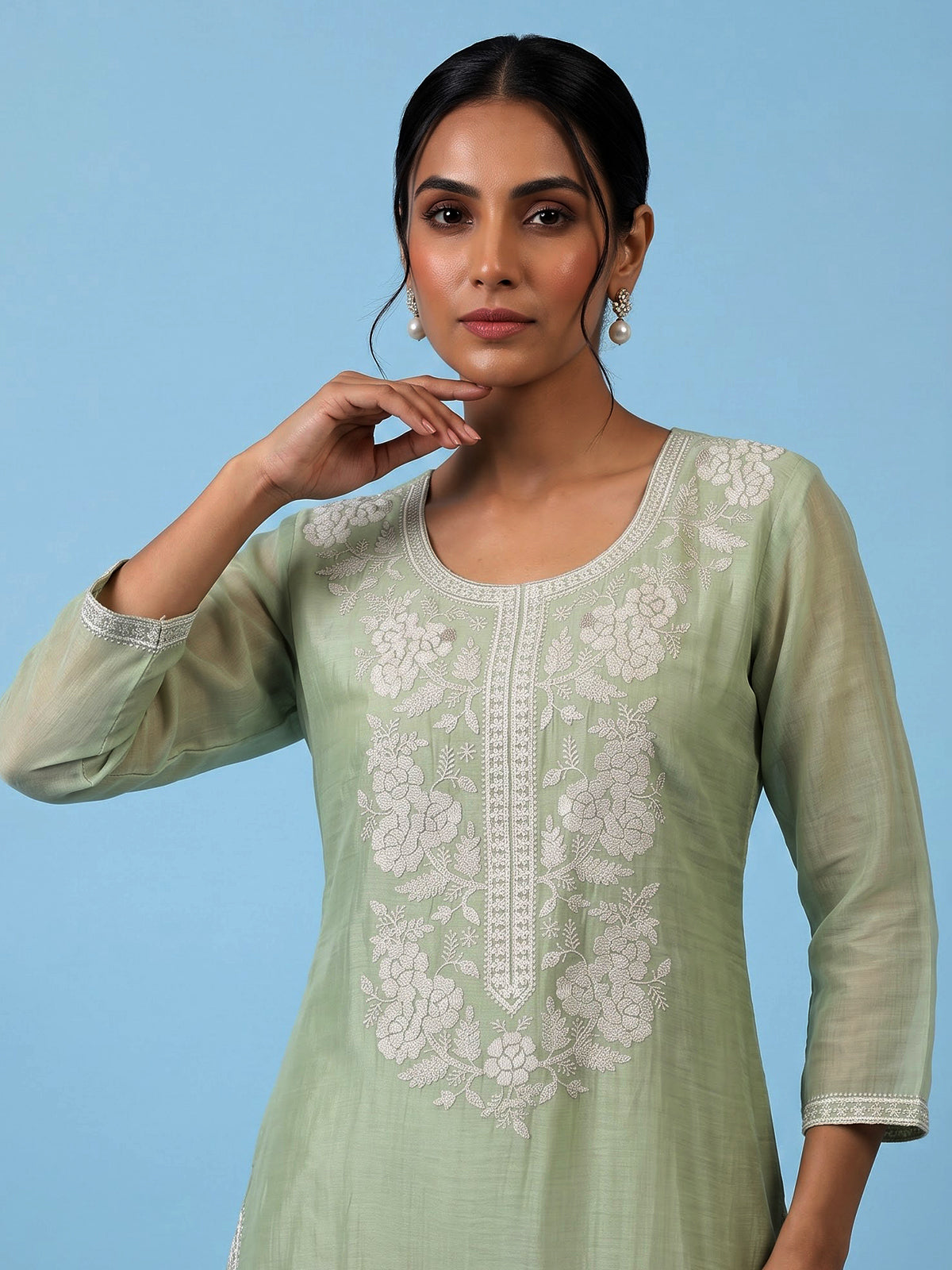 Green women floral zari kurti set