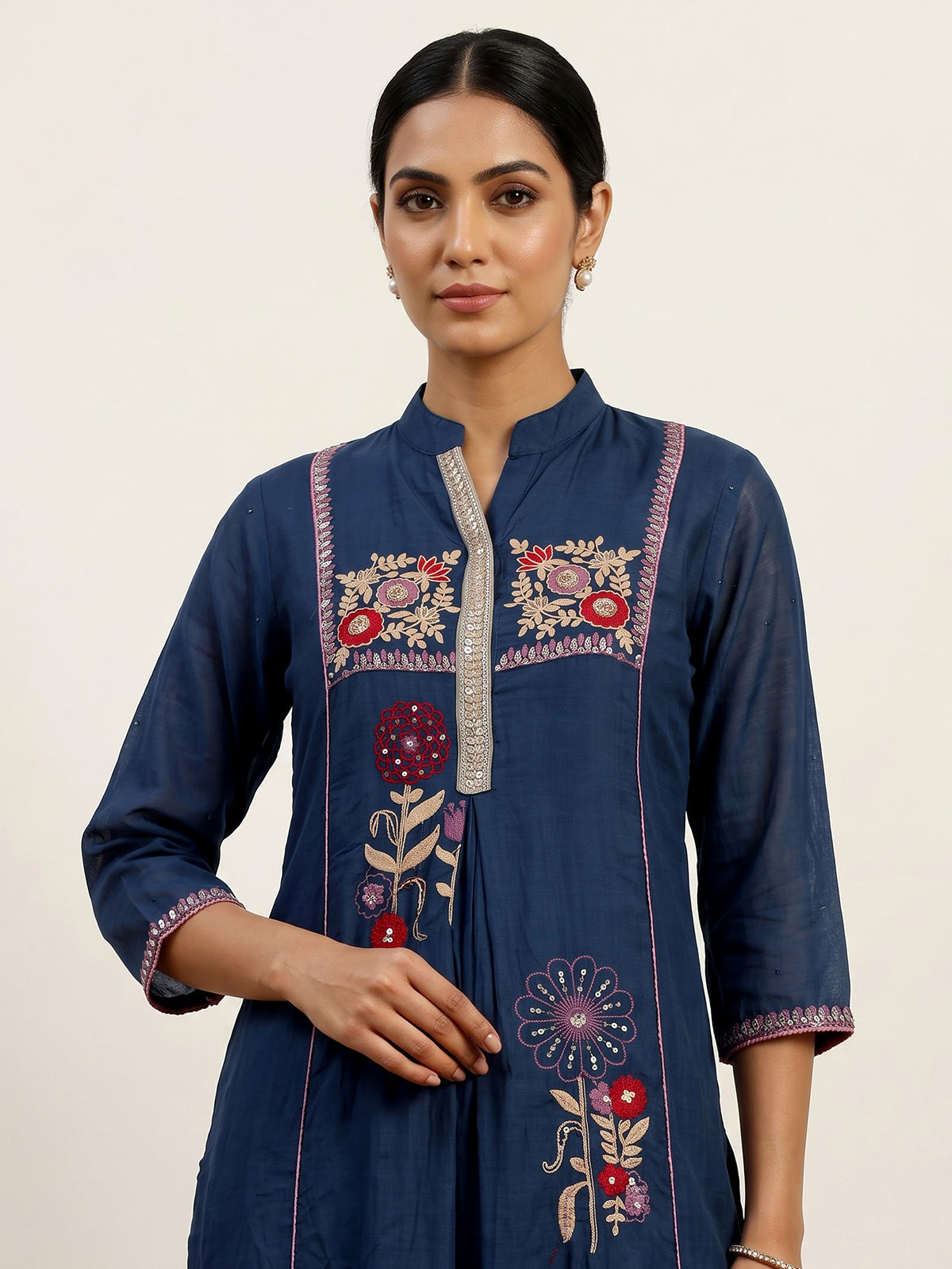 Navy blue women floral threadwork pant suit