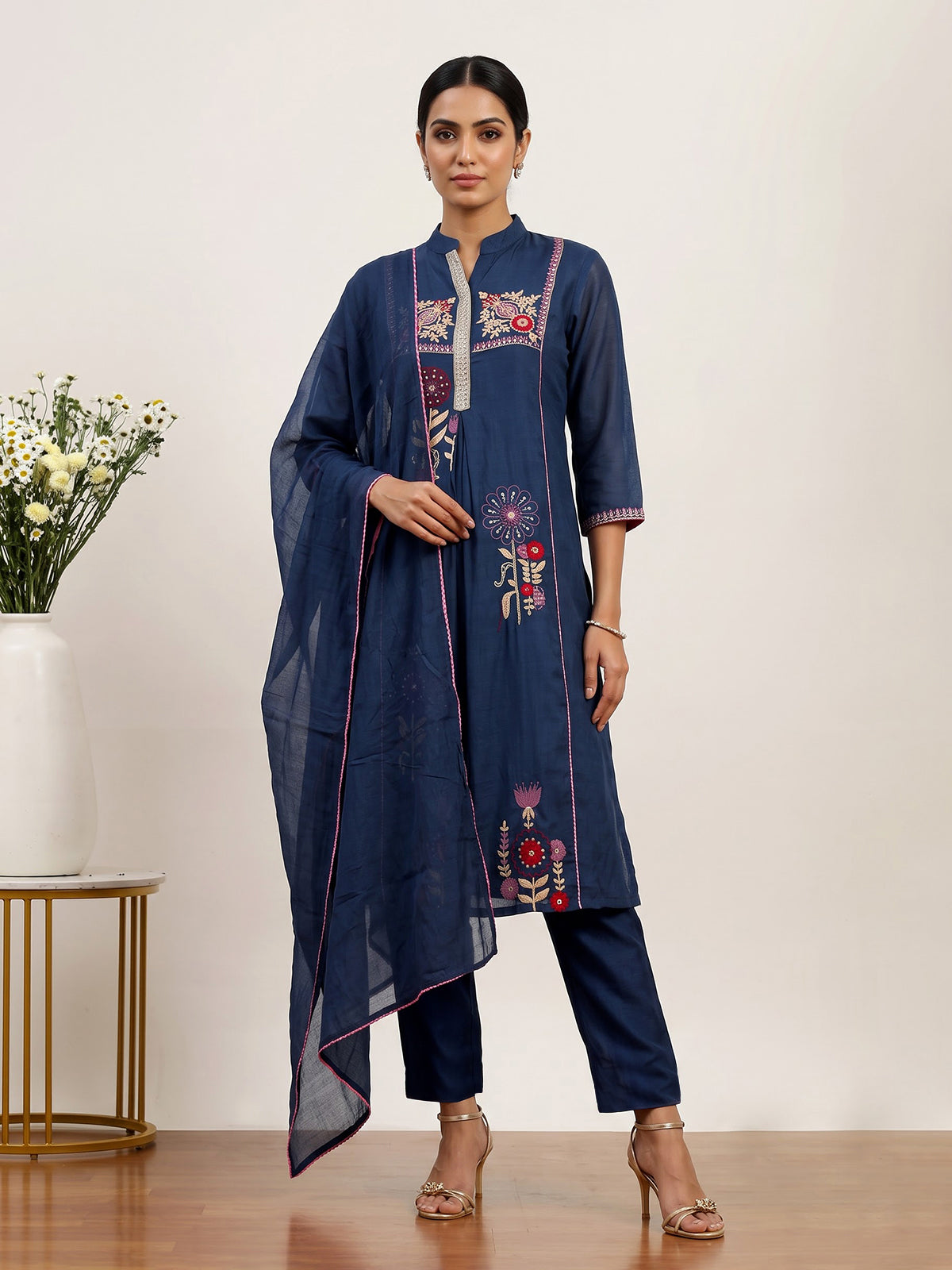 Navy blue women floral threadwork pant suit