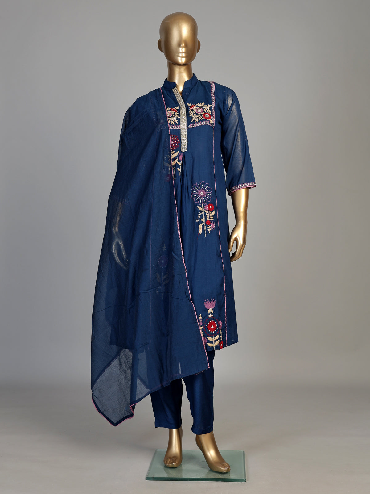 Navy blue women floral threadwork pant suit