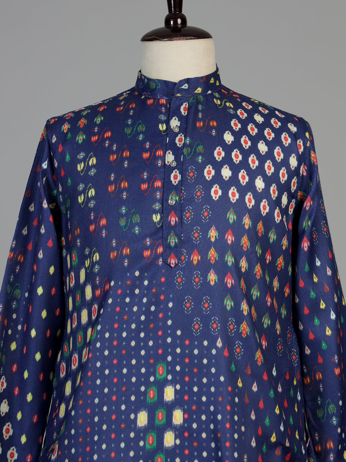 Blue men geometric printed chinese kurta