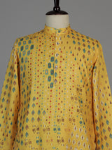 Yellow men geometric printed chinese kurta