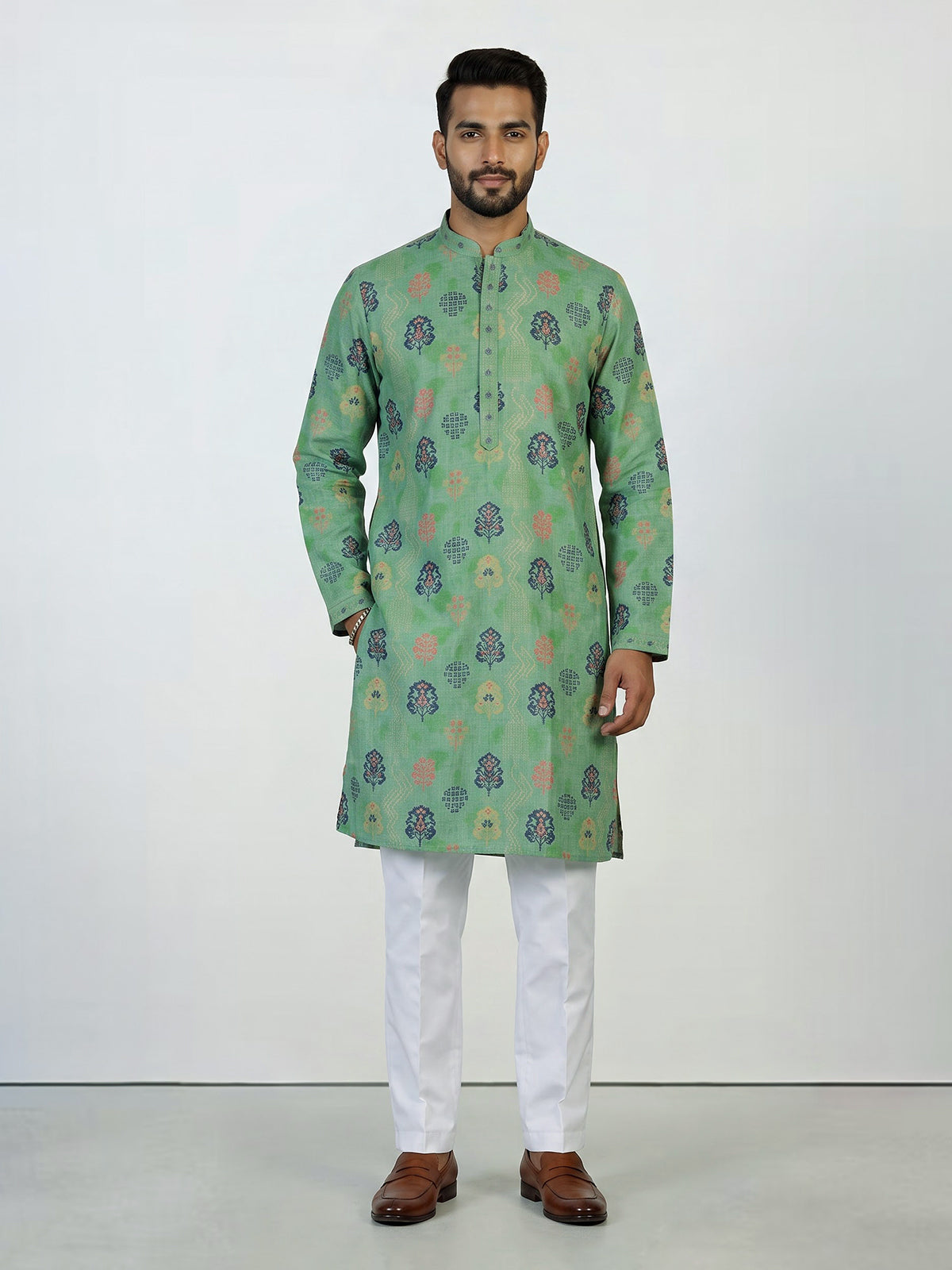 Green men folk motif kurta pajama