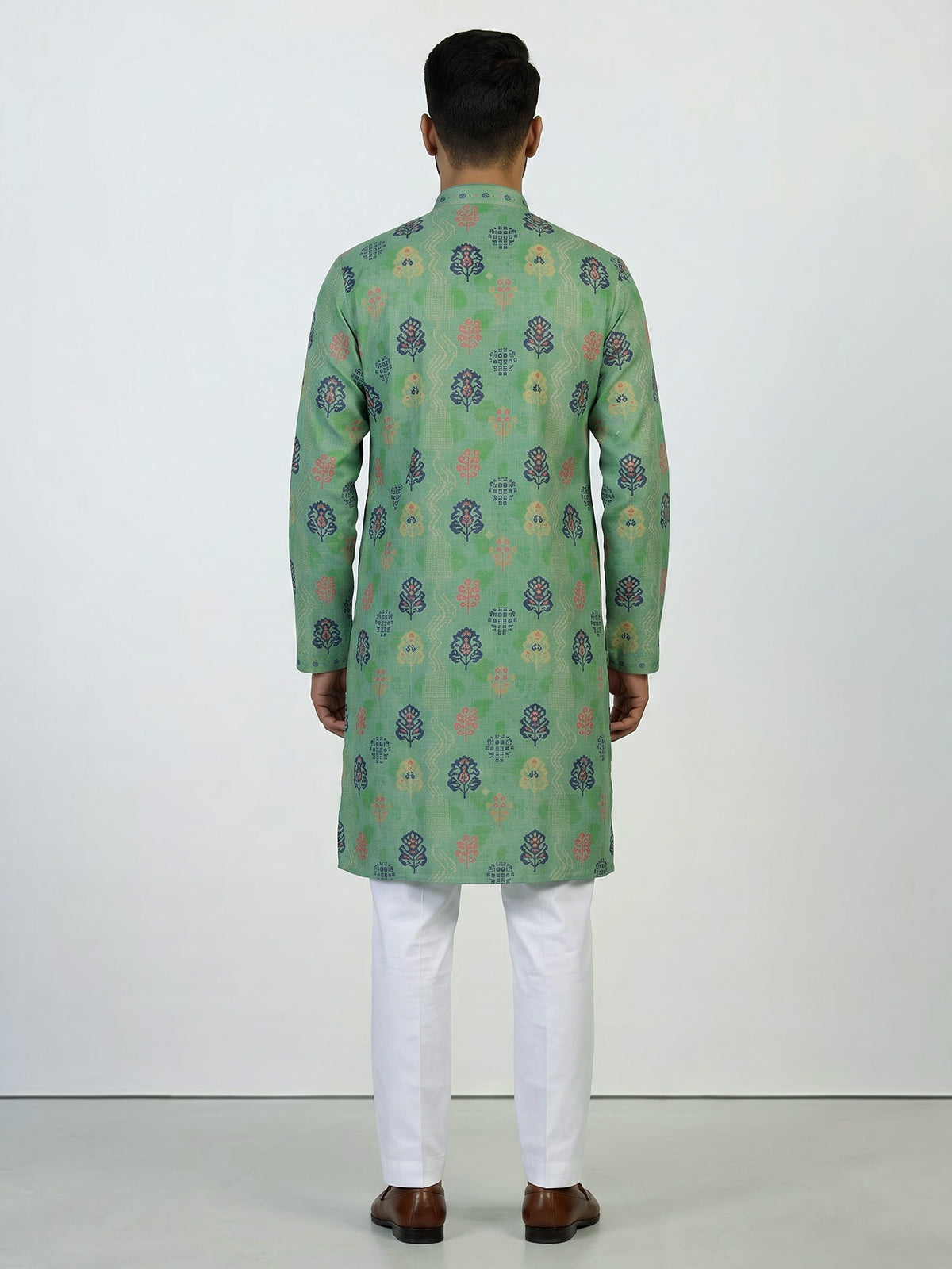 Green men folk motif kurta pajama