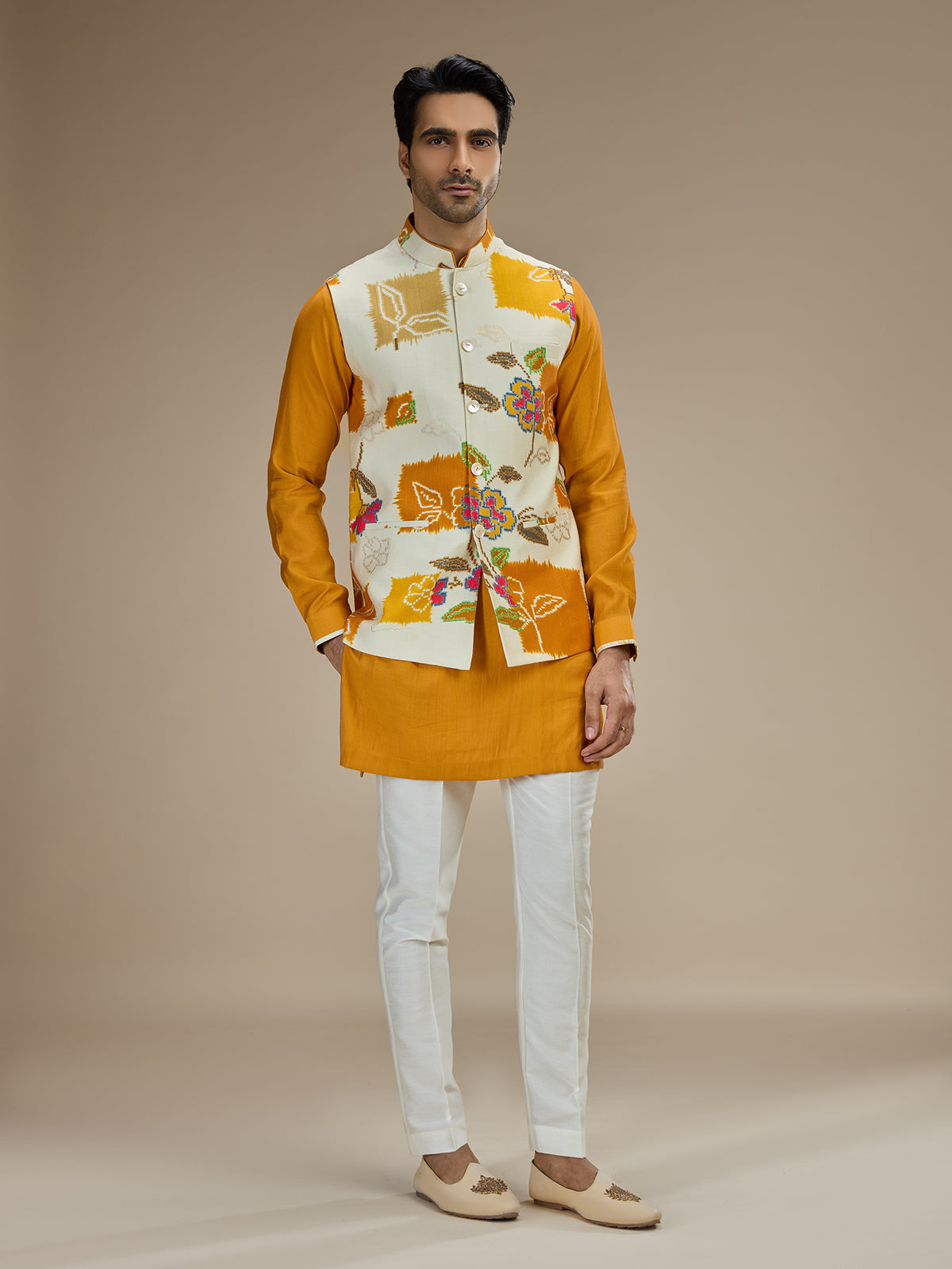 Yellow and white twill silk printed waistcoat set