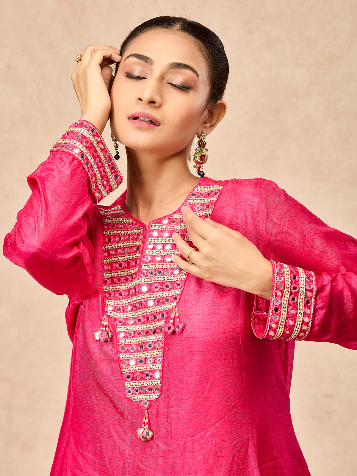 Pink women aabla embellished dhoti suit