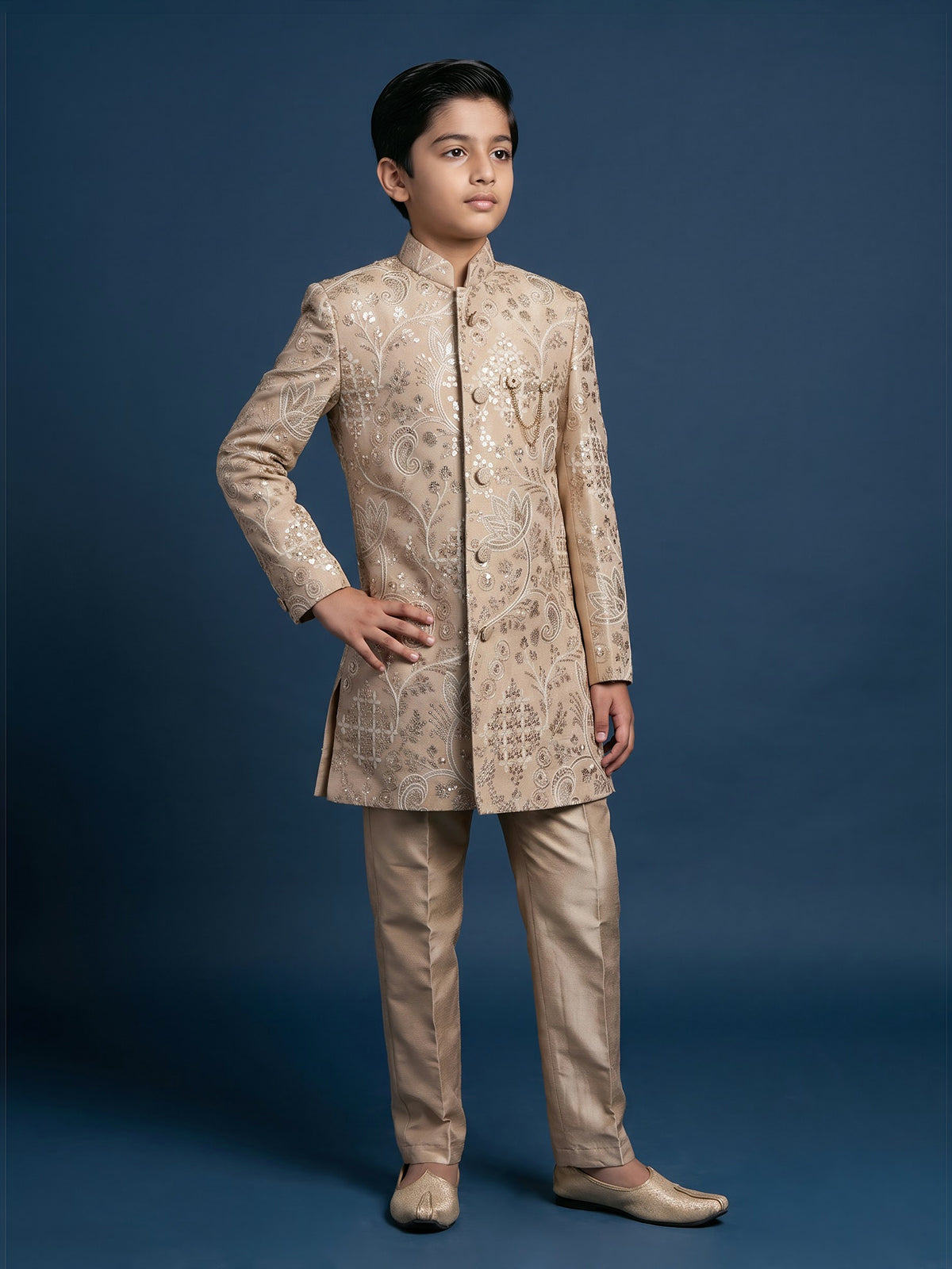 Beige silk blend indowestern set with embroidered brooch detailing