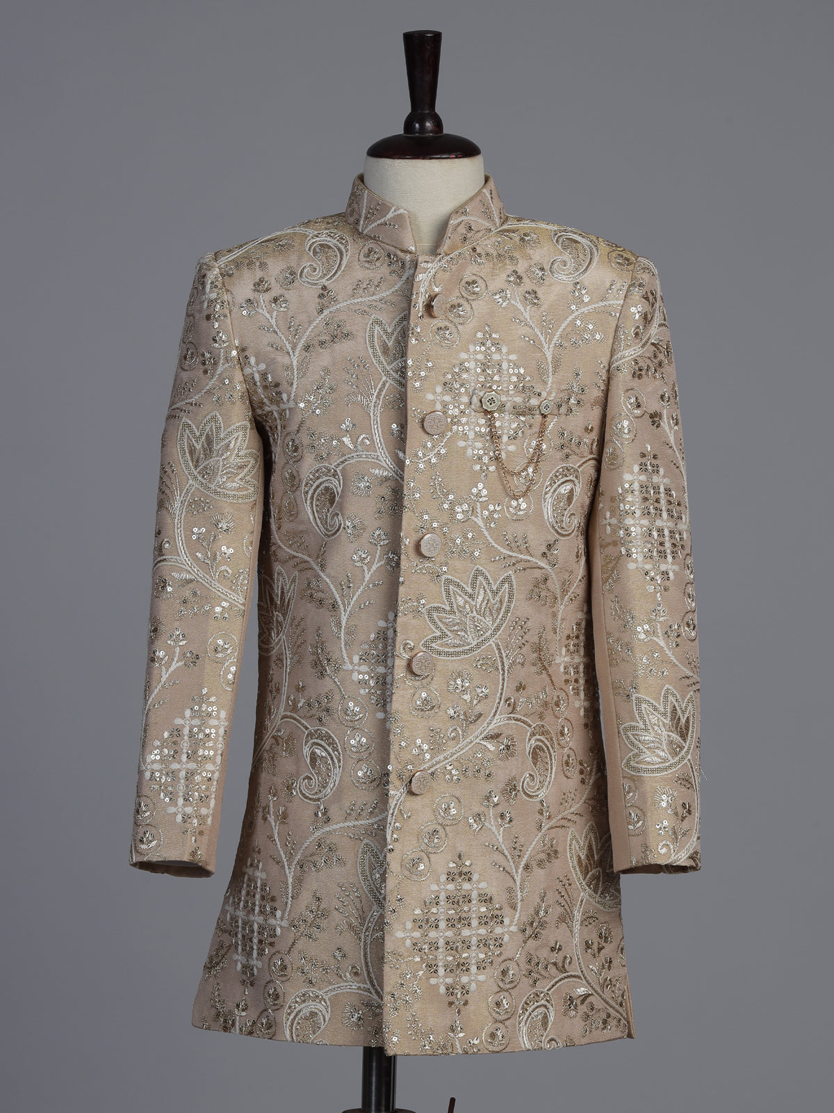 Beige silk blend indowestern set with embroidered brooch detailing