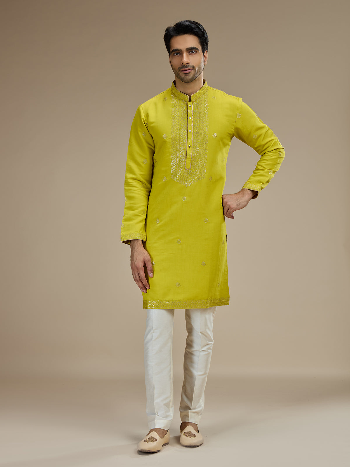 Mehendi yellow men floral sequin kurta suit