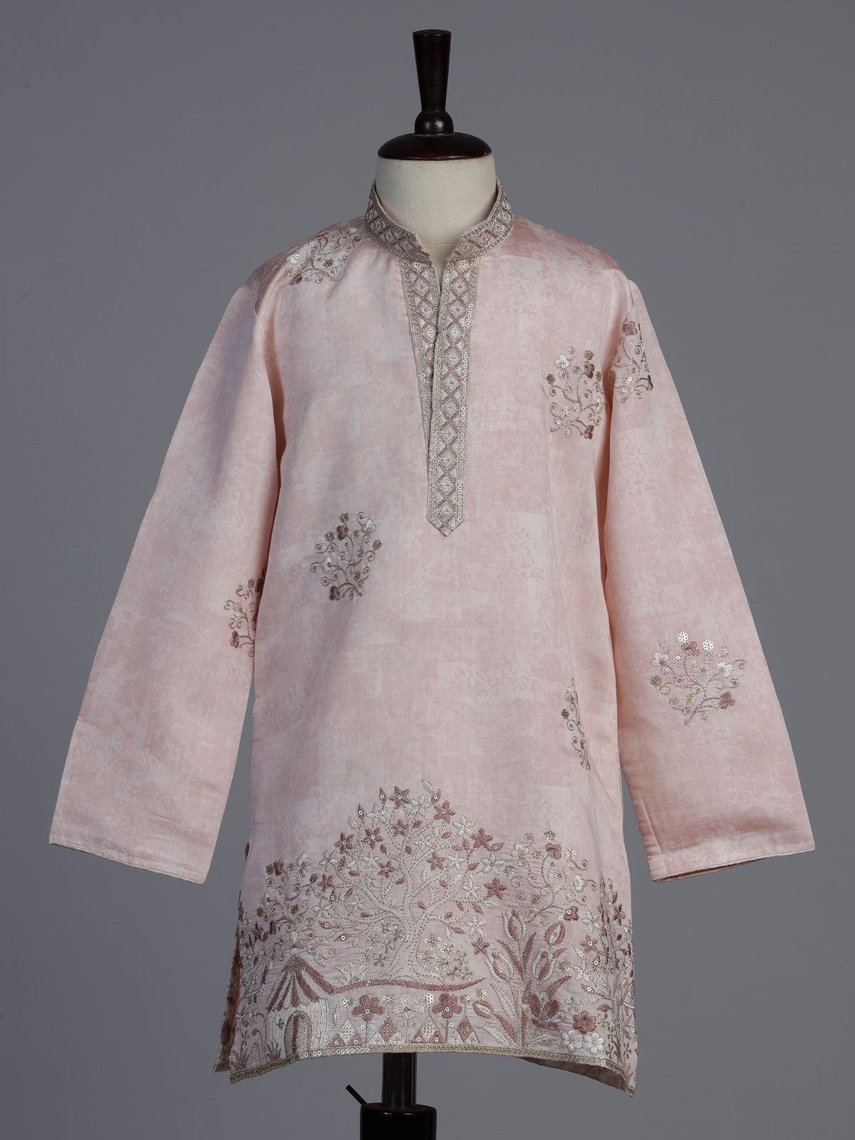 Pink silk blend kurta suit for boys with elegant embroidery