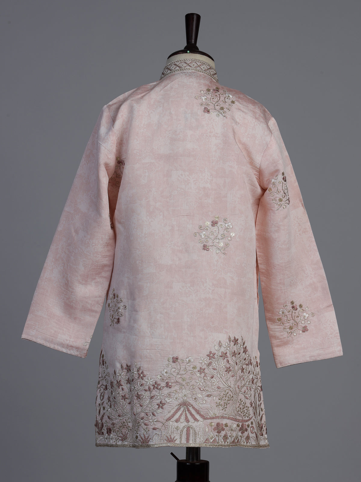 Pink silk blend kurta suit for boys with elegant embroidery