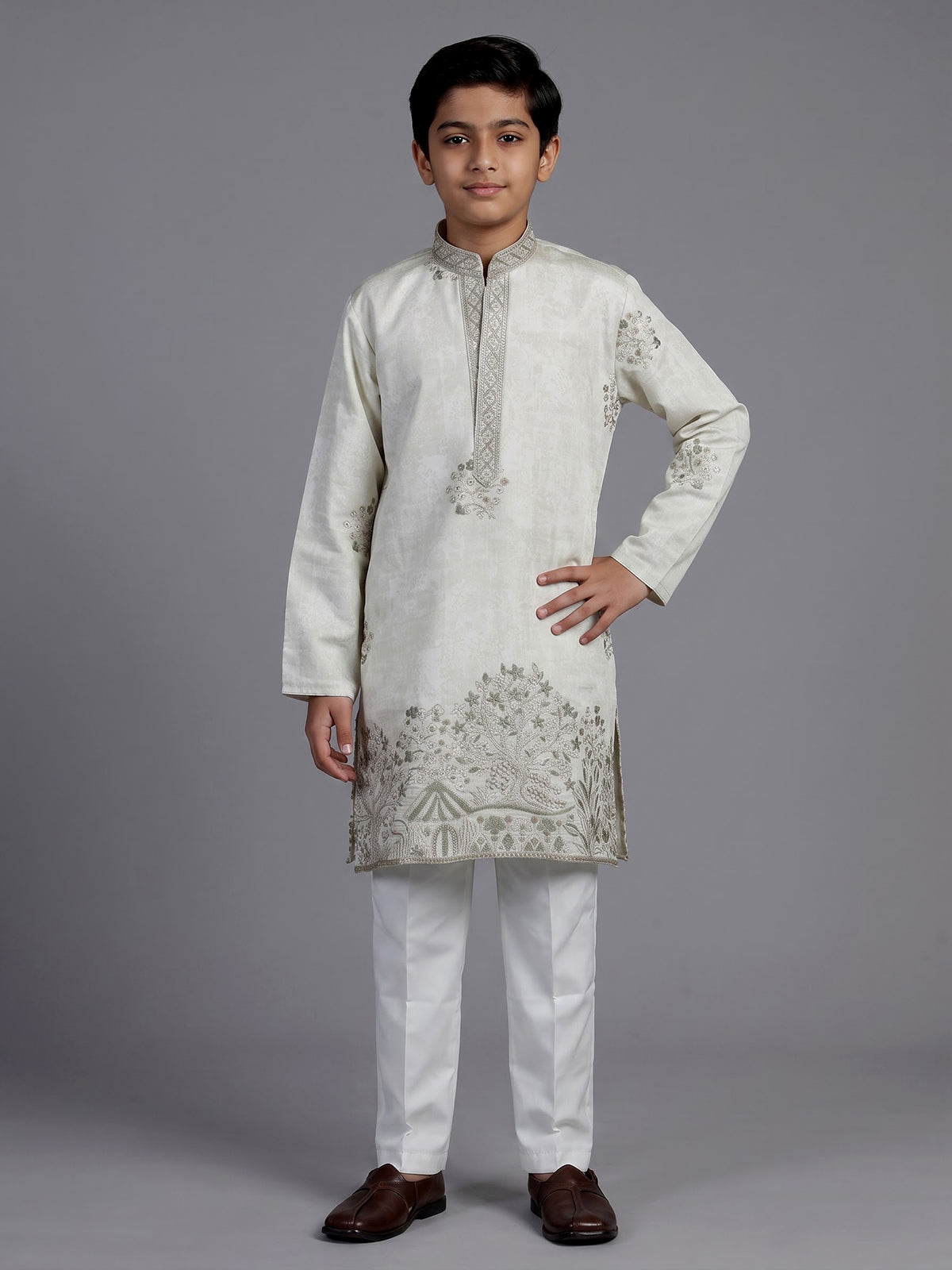 Off white silk blend kurta suit for boys with embroidery