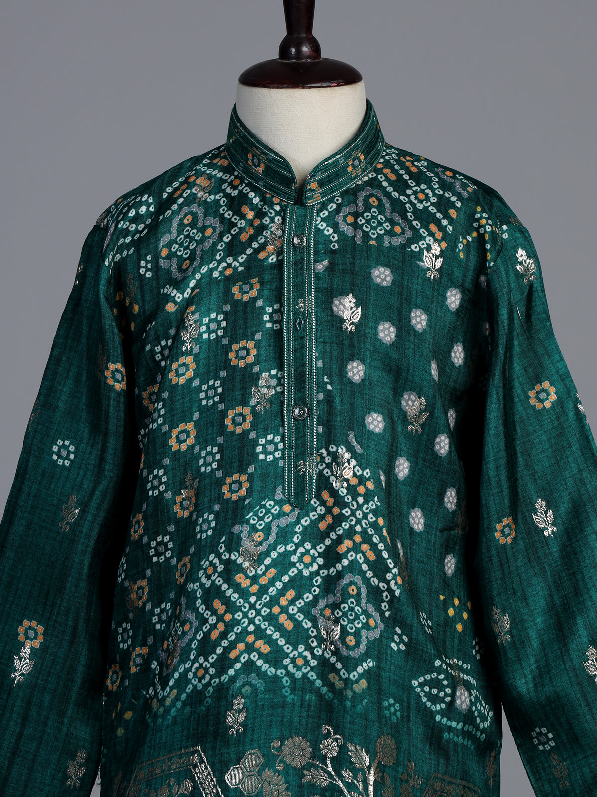 Green silk blend bandhani kurta suit for boys with zari work