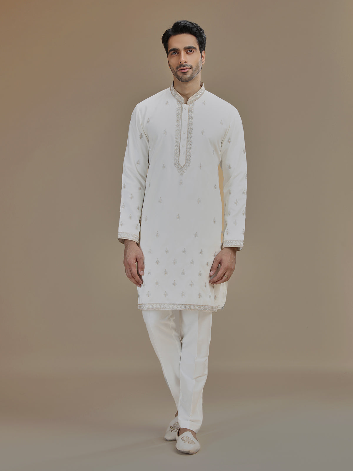 Off white royal paisley silk kurta suit for men