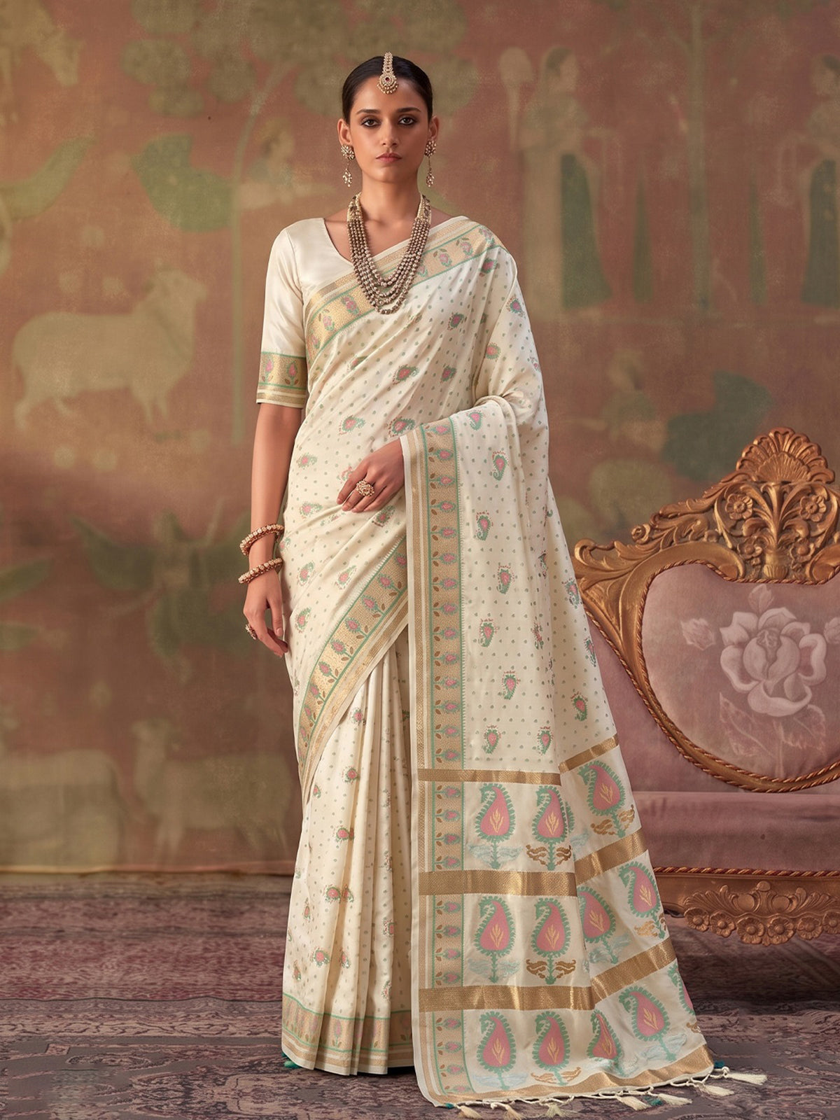 Off white zari woven women saree with unstitched blouse