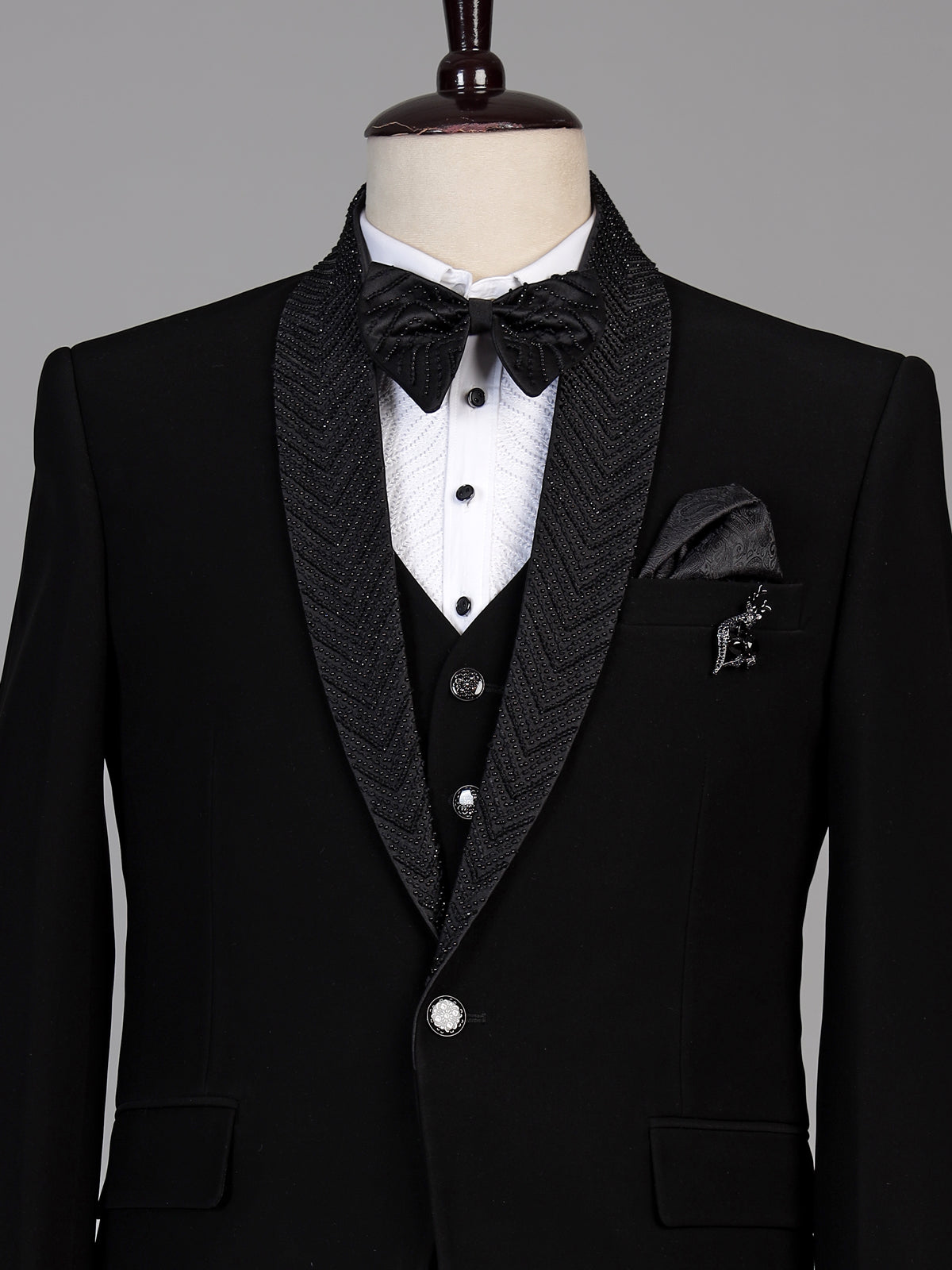 Black mens metallic textured tuxedo coat suit