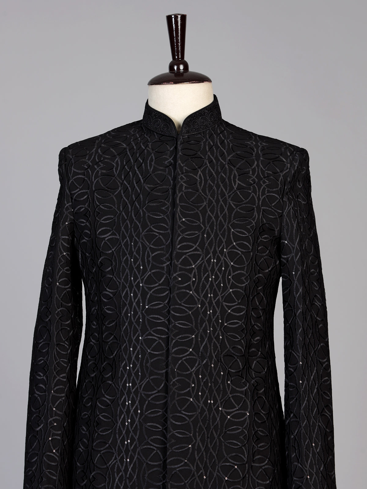 Black mens tone-on-tone jacket indo western