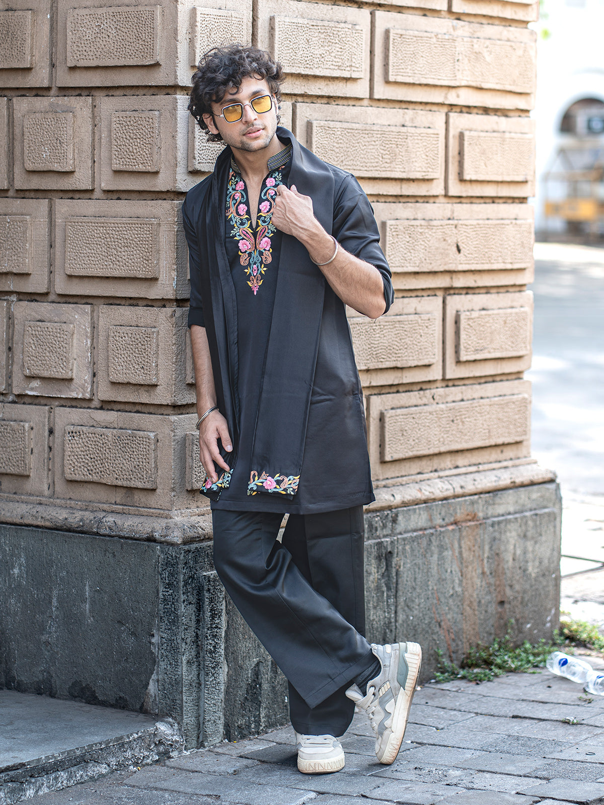 Black resham embroidered kurta suit for men