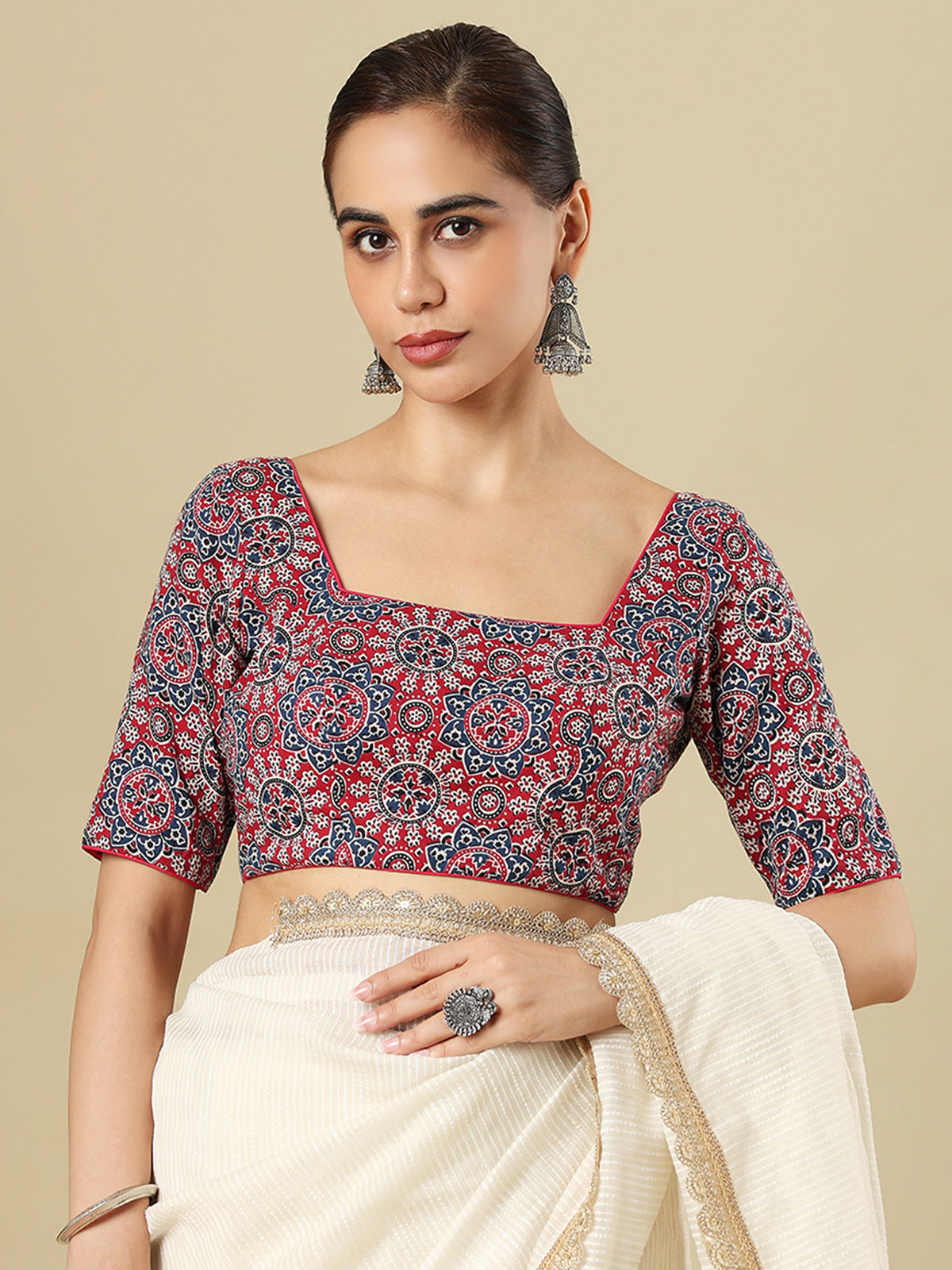Red cotton printed blouse with square neckline and elbow sleeves