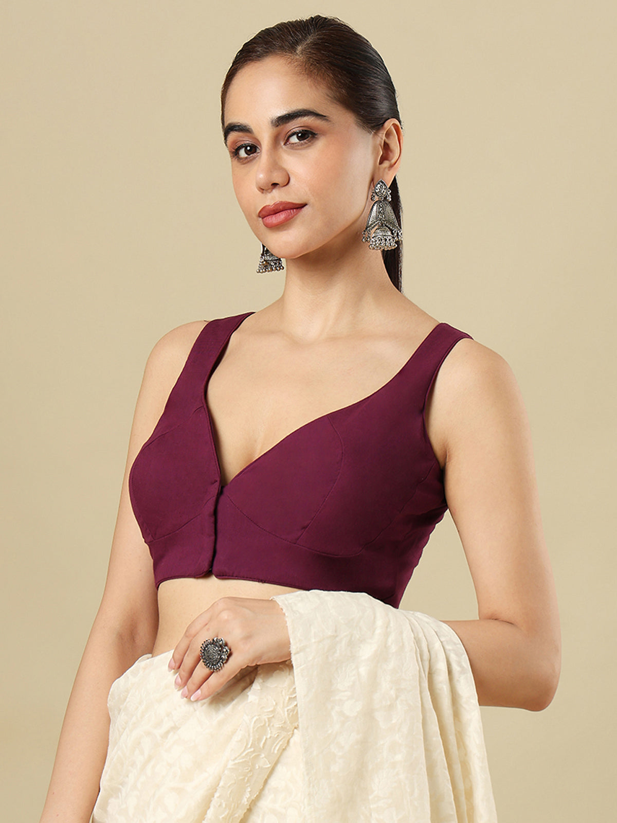 Wine cotton solid blouse with sweetheart neckline and front opening