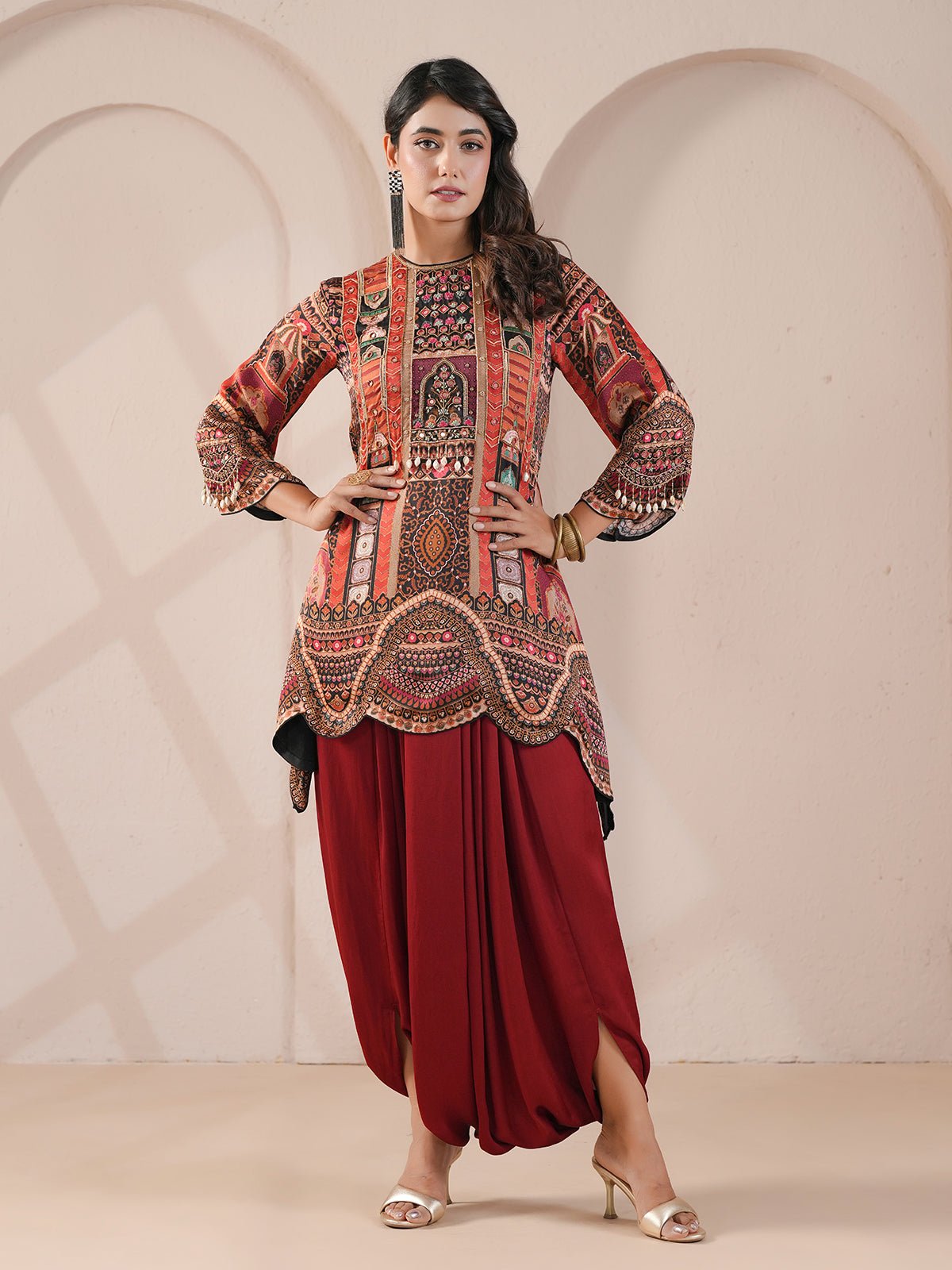 Maroon scalloped hem printed with harem indowestern suit