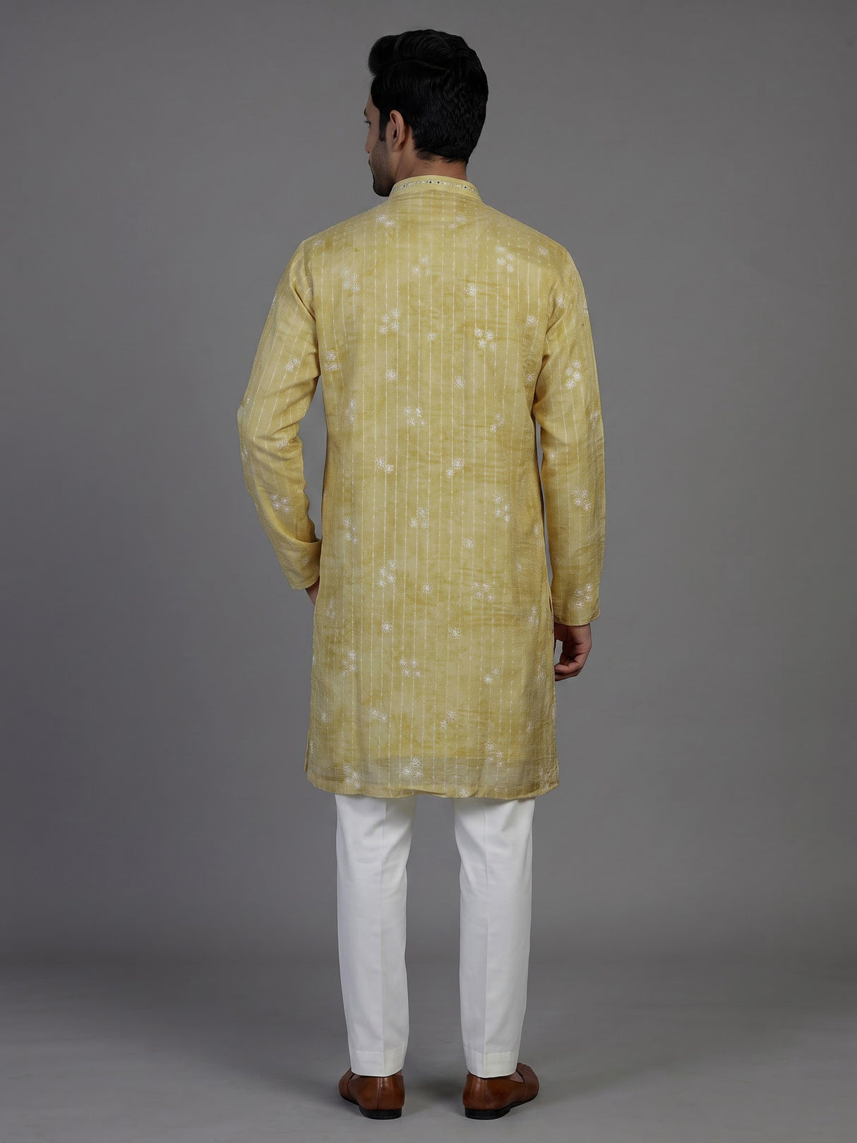 Yellow silk mens kurta suit with sparkling aabla and sequin work