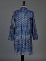 Blue silk mens kurta suit with shaded finish and zari butti work